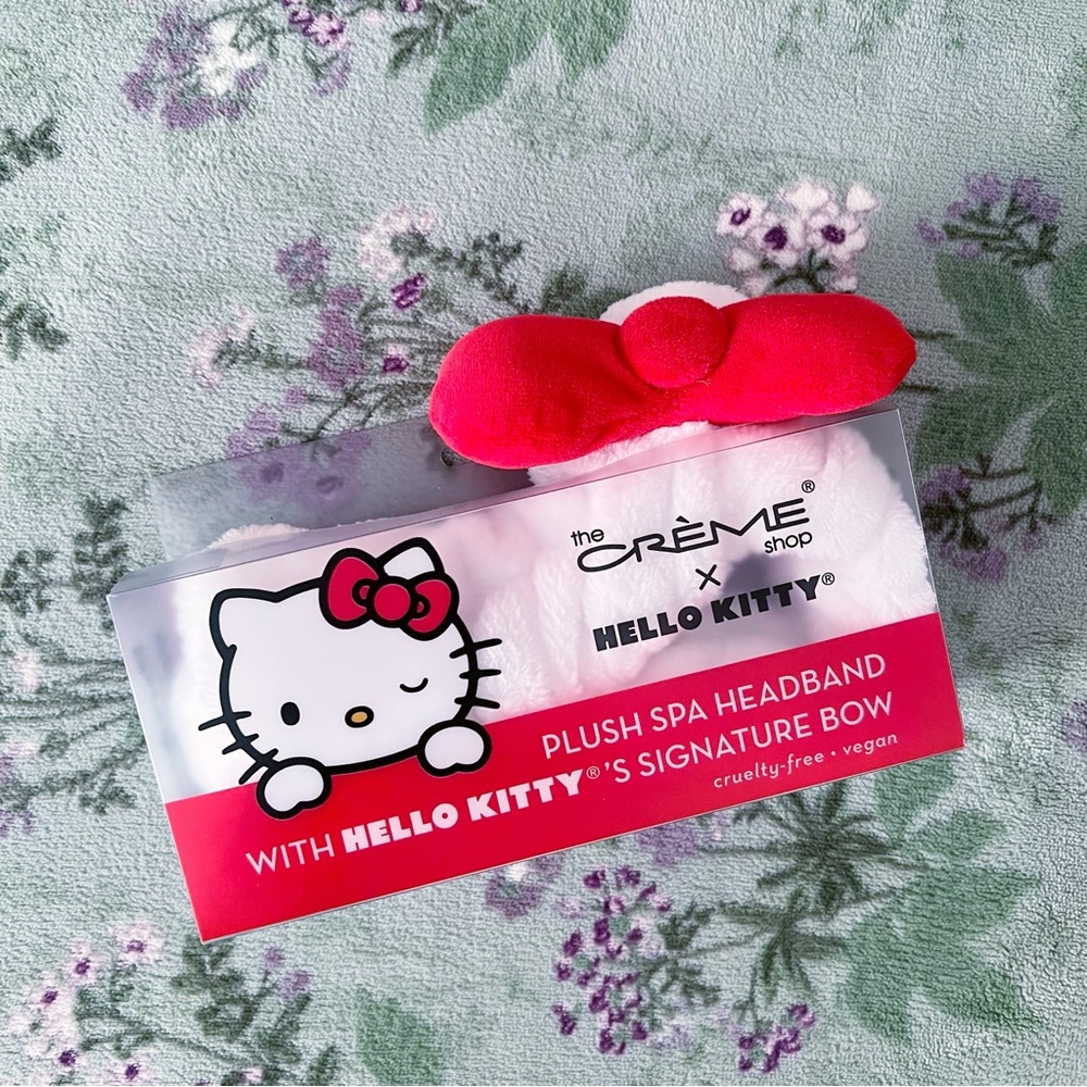 Hello Kitty Plush Spa Headband with HK Signature Bow